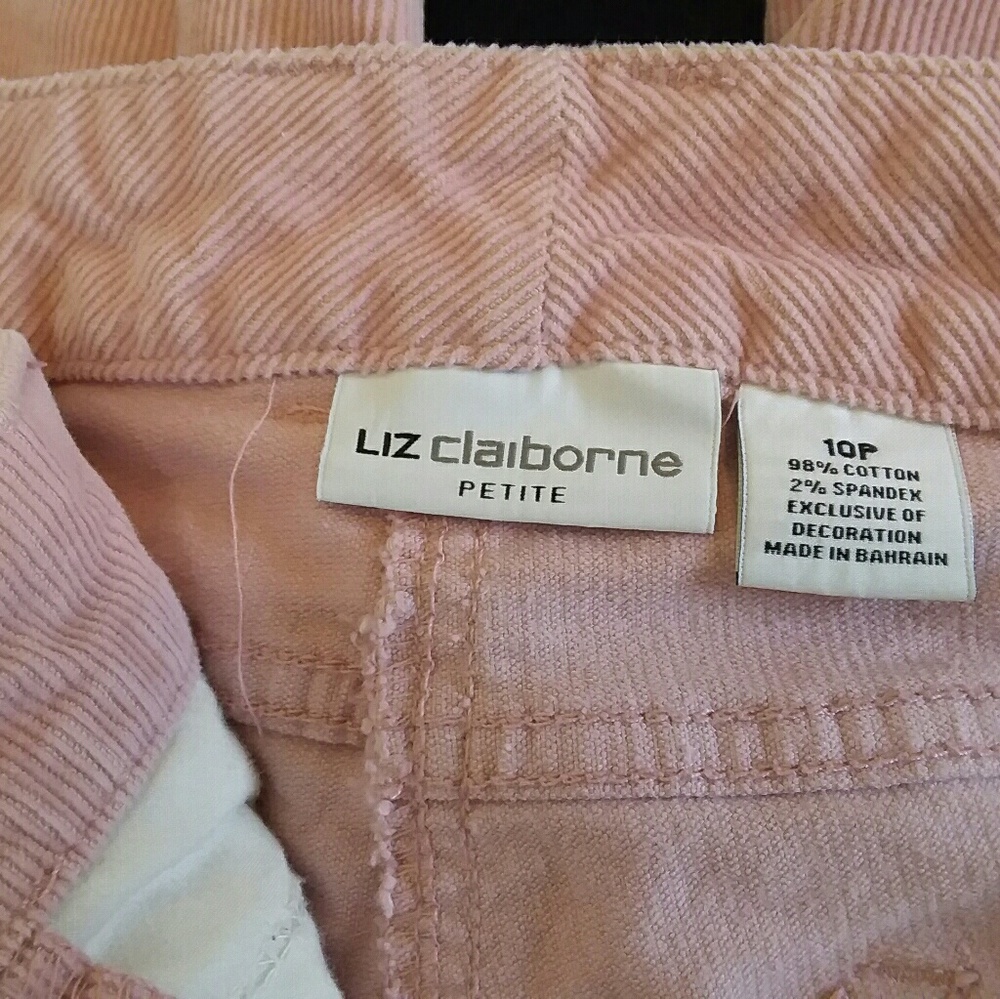 Ladies Clothes - Picture 3 of 3
